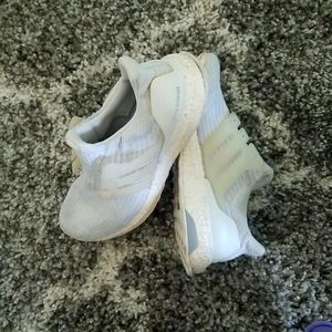 Adidas Ultra Boost Sneakers